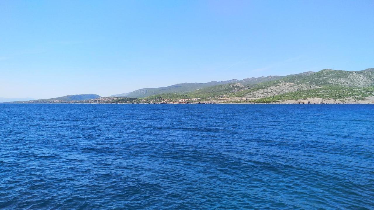 Riva Appartement Klenovica Buitenkant foto